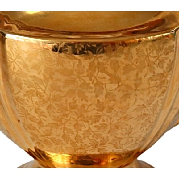 Royal Winton Gold Gilt Teapot With Floral Embossed Detailing - Picture 3 of 8